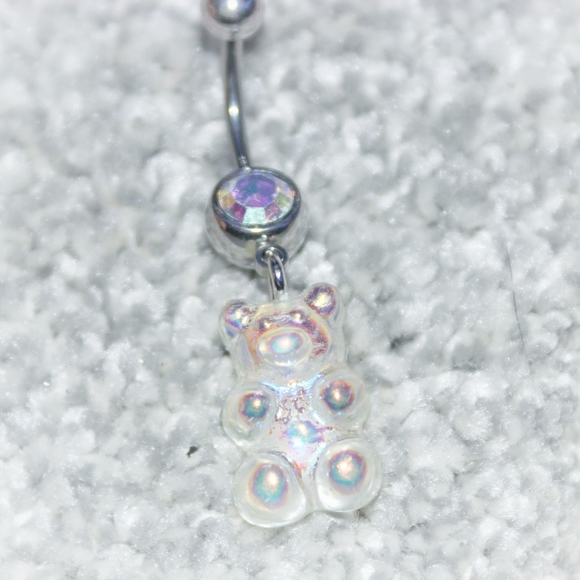 Iridescent clear gummy bear belly ring - Picture 6 of 10
